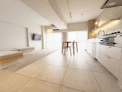 コーシン菊名マンション リビング