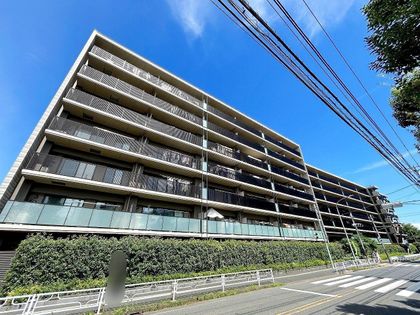 ラ・フォルム新鶴見ラウンドパーク 外観