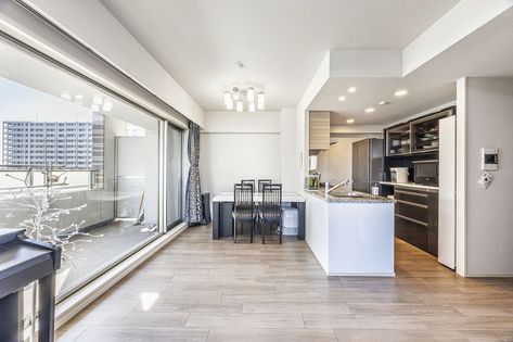 クレストプライムレジデンス アベニュー参番街 リビング