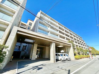 ラグゼコート A棟 外観