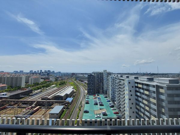 ステーションスイート バルコニーからの開放的な眺望