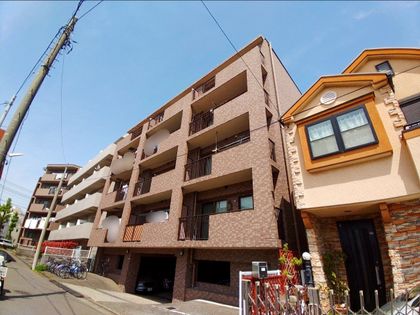 ロイヤルコーポ新川崎 壱番館 外観