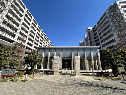 クレストシティアクアグランデ 外観
