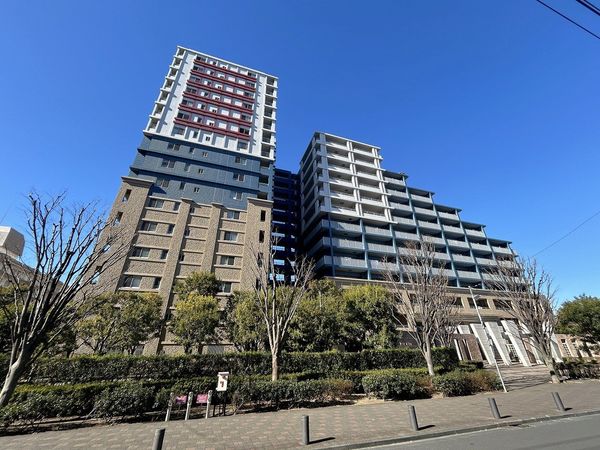 ザ・ミレナリータワーズ 外観