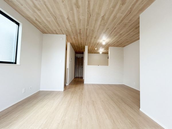 東野川1丁目 戸建 リビング