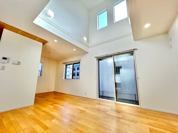 平1丁目 戸建 リビング