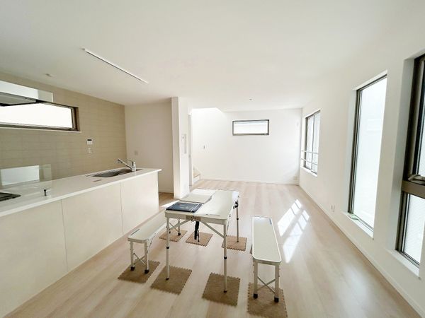 馬絹4丁目 新築戸建 4号棟 リビング 馬絹4丁目 新築戸建 4号棟 リビング