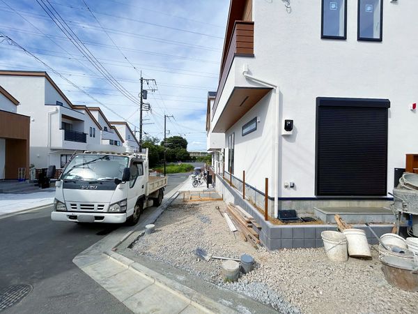 有馬7丁目 新築戸建 4号棟 駐車場