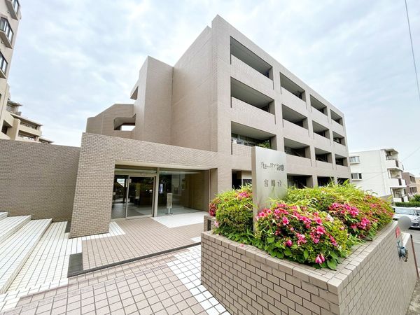 グローリア初穂宮崎台 外観