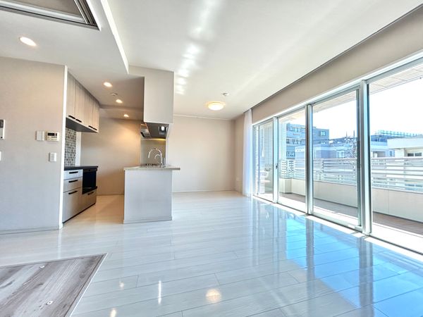 ライオンズたまプラーザ美しが丘テラス リビング