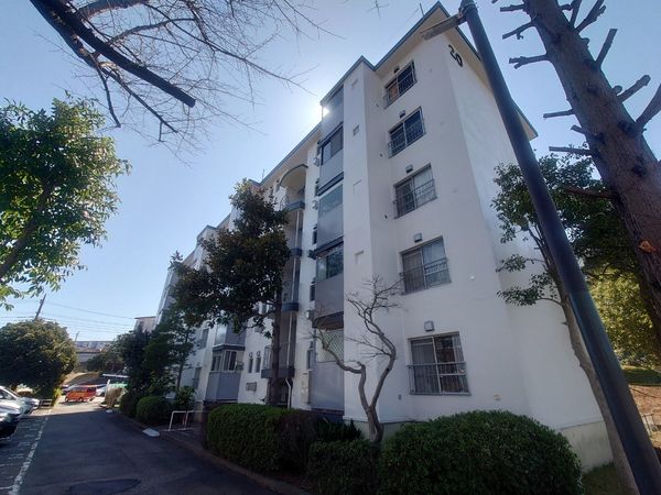 宮前平グリーンハイツ 20号棟 外観 宮前平グリーンハイツ 20号棟 外観
