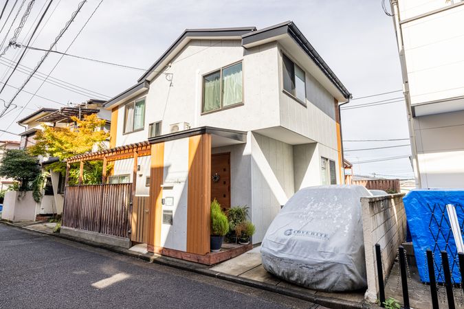 港北区新吉田東1丁目(戸建) 前面道路含む外観 港北区新吉田東1丁目(戸建) 前面道路含む外観