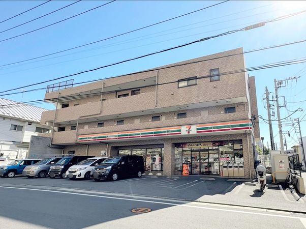港北区新吉田東6丁(新築戸建) セブンイレブン横浜綱島上町店(約350m) 港北区新吉田東6丁(新築戸建) セブンイレブン横浜綱島上町店(約350m)