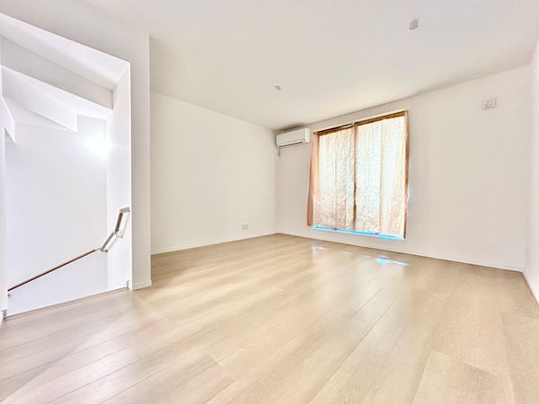 港北区綱島東3丁目(戸建) リビング