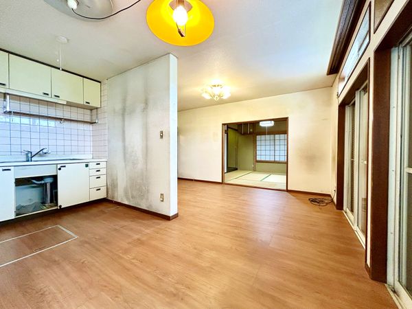 港北区新吉田東1丁目(戸建) リビング
