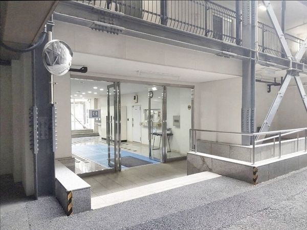 豊栄綱島マンション エントランス 豊栄綱島マンション エントランス