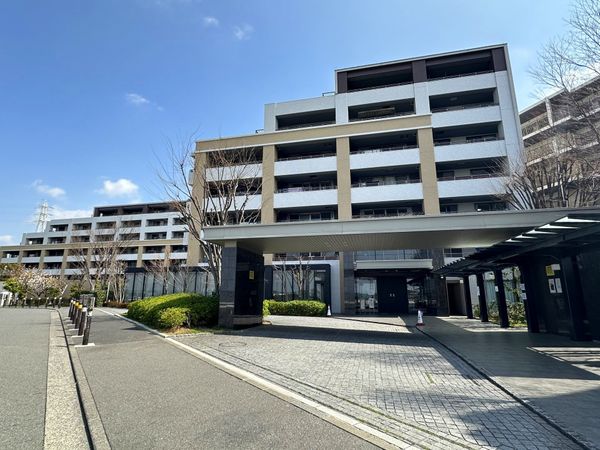 センターフォート F棟 外観