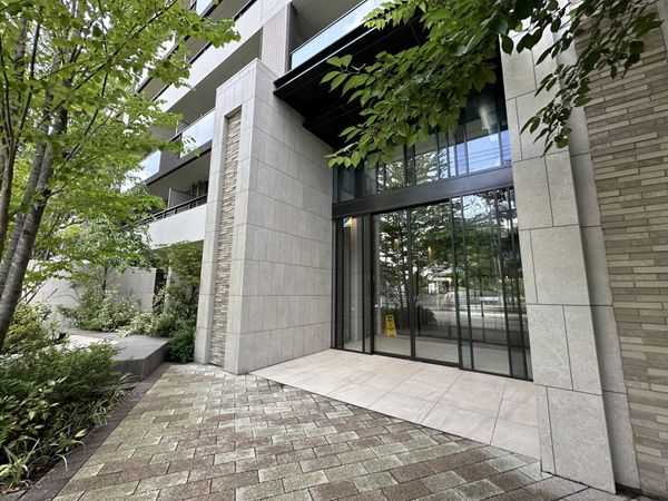 エステムコート横浜新吉田レジデンス エントランス エントランス