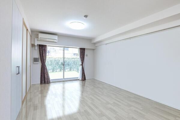 ヴィスタシア港北高田 リビング リビング