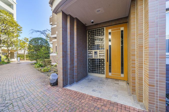 ガーデンズ綱島 コートステージ エントランス