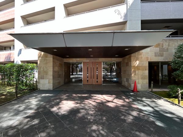ディアパークス コンフォートスクエア エントランス ディアパークス コンフォートスクエア エントランス