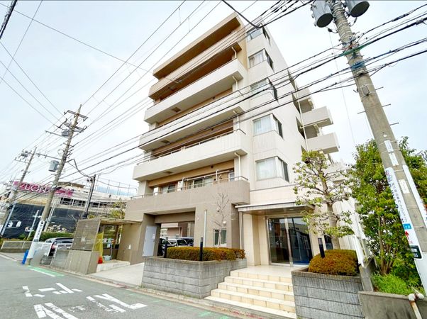 ライフレビュー大倉山ウエスト 外観