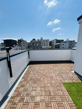 屋上ルーフバルコニー