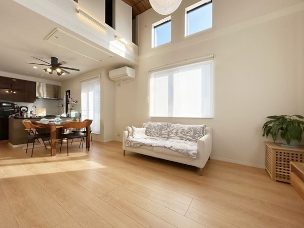 世田谷区中町3丁目戸建 リビング