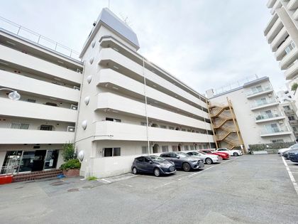 駒沢不二ロイヤルハイツ 外観