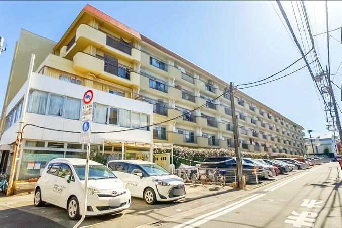 ライオンズマンション三宿 外観