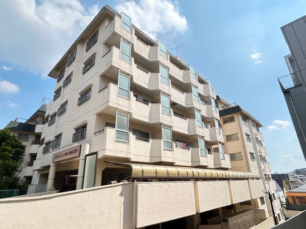 池ノ上グロリアハイツ 外観