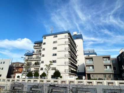秀和若林レジデンス 外観