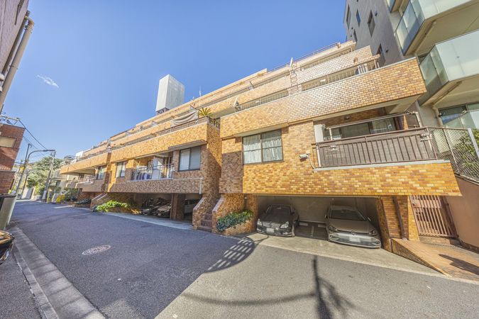 シャンボール南麻布 外観