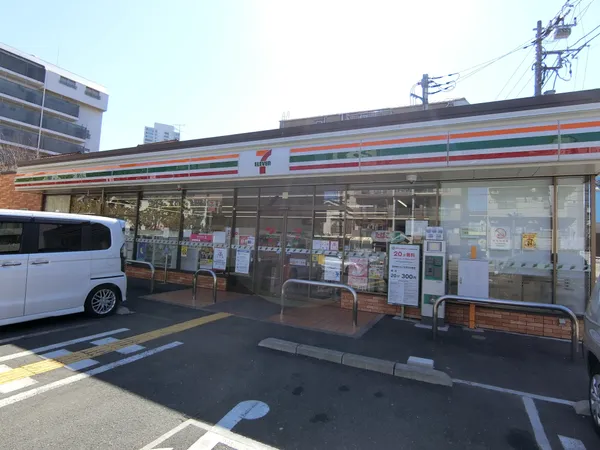 セブンイレブン上馬二丁目店
