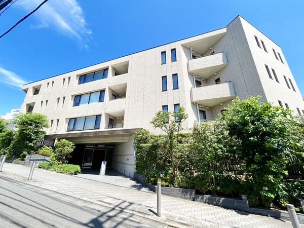 ハイレーゼ三軒茶屋 外観