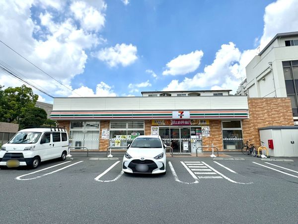 セブンイレブン目黒鷹番1丁目店（約220ｍ）