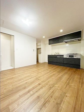 祐天寺フラット 室内