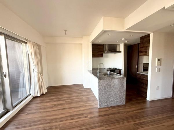 ドレッセ碑文谷 リビング