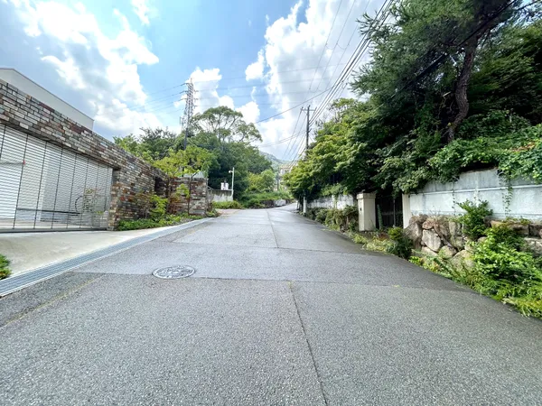 南西側道路