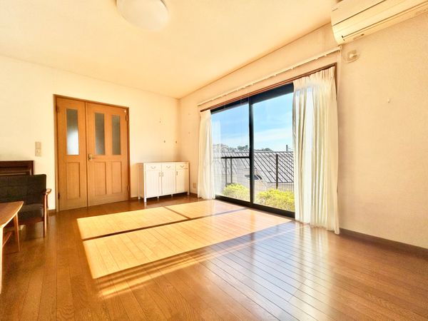 西宮市神原 中古戸建 リビング 西宮市神原 中古戸建 リビング