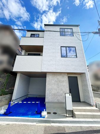 西宮市川東町 新築戸建 外観
