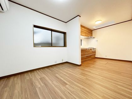 西宮市堀切町 テラスハウス 室内