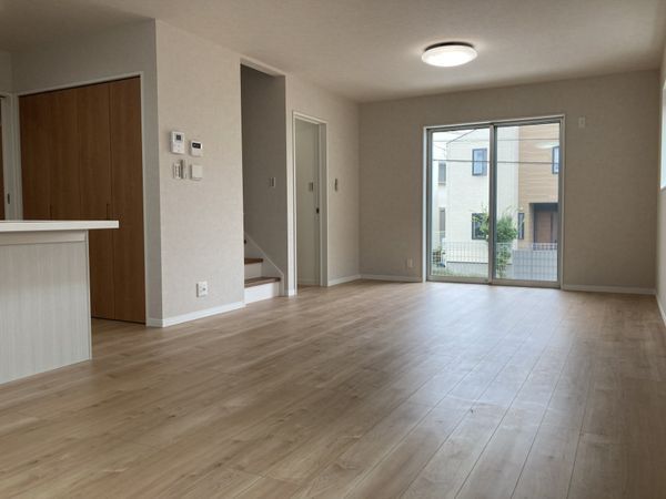 西宮市苦楽園二番町 新築戸建 リビング 西宮市苦楽園二番町 新築戸建 リビング