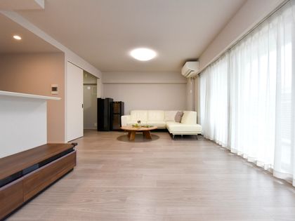 プラウド芦屋西蔵町 リビング