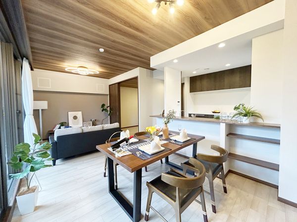 ファミール西宮夙川公園 リビング