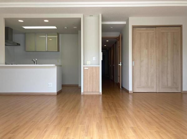 グランアッシュ甲陽園コリーヌドゥサンス リビング リビング