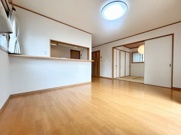 善部町 戸建 リビング