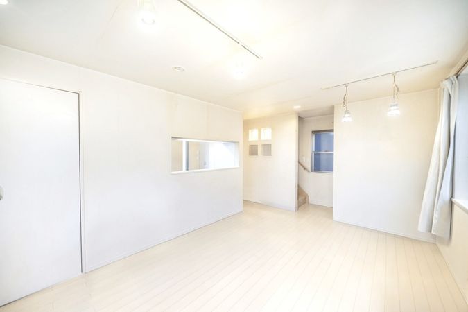 今宿西町 戸建 リビング 今宿西町 戸建 リビング