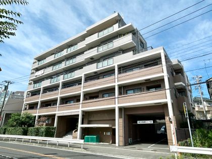 ステイツ鶴ヶ峰 外観