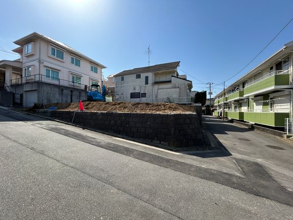 栄区若竹町 土地 前面道路含む外観 栄区若竹町 土地 前面道路含む外観